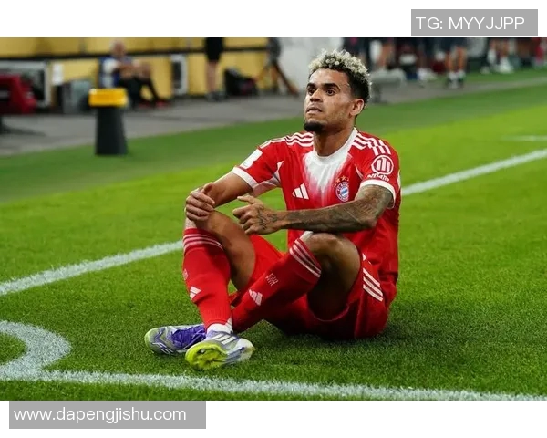 拜仁球星迪亚斯精彩表现助力球队获胜贡献二传一射的完美演出 拜仁球星迪亚斯精彩表现助力球队获胜贡献二传一射的完美演出