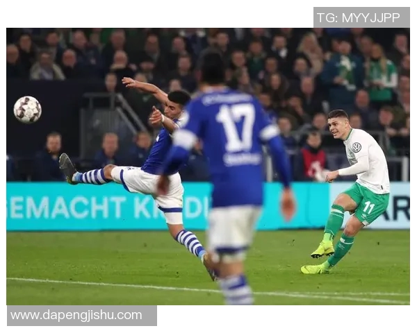 沙欣梅开二度助力球队逆转胜利展现超凡实力与团队默契