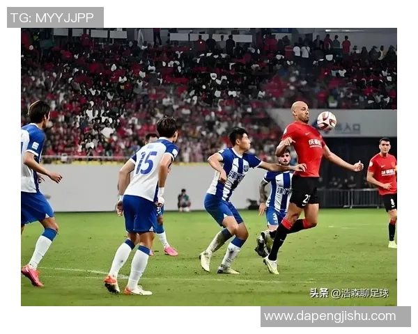 卡隆进球助力球队逆转胜利展现出色个人能力与团队配合 卡隆进球助力球队逆转胜利展现出色个人能力与团队配合