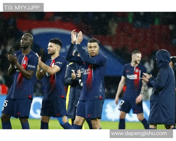 巴黎圣日耳曼再度夺冠领跑法甲榜首稳步前行