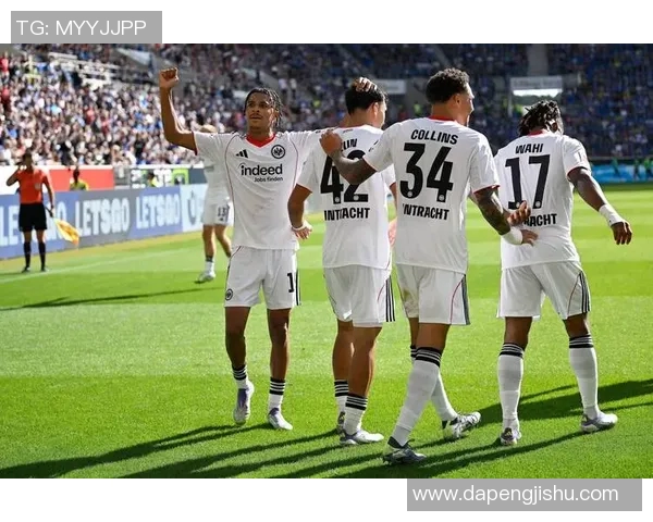 法兰克福连胜保持良好状态,2-1胜科隆稳居德甲积分榜前列 法兰克福连胜保持良好状态,2-1胜科隆稳居德甲积分榜前列