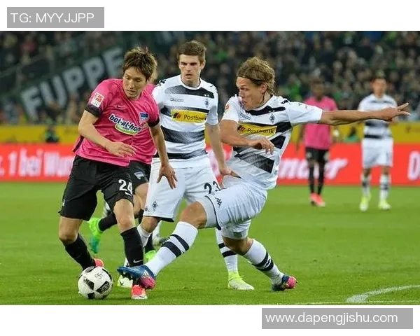 弗赖堡客场绝地反击，逆袭击败奥格斯堡取得宝贵三分